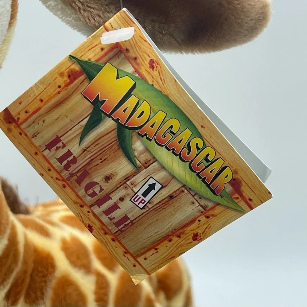NWT Madagascar Melman 20” Plush Stuffed Animal - Picture 3 of 7